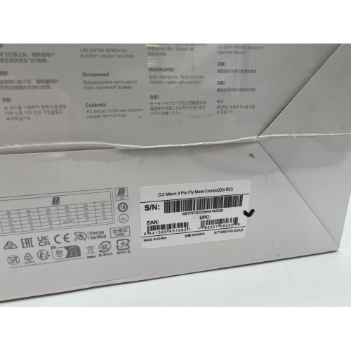 Квадрокоптер DJI Mavic 3 Fly More Combo в Новокузнецке DJI RC / с экраном