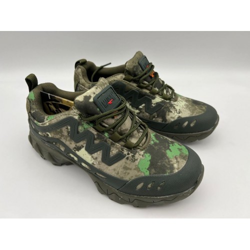 Треккинговые кроссовки «MAGNUM» летние в Новокузнецке